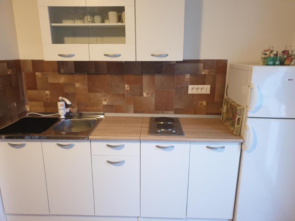 Lena Apartment